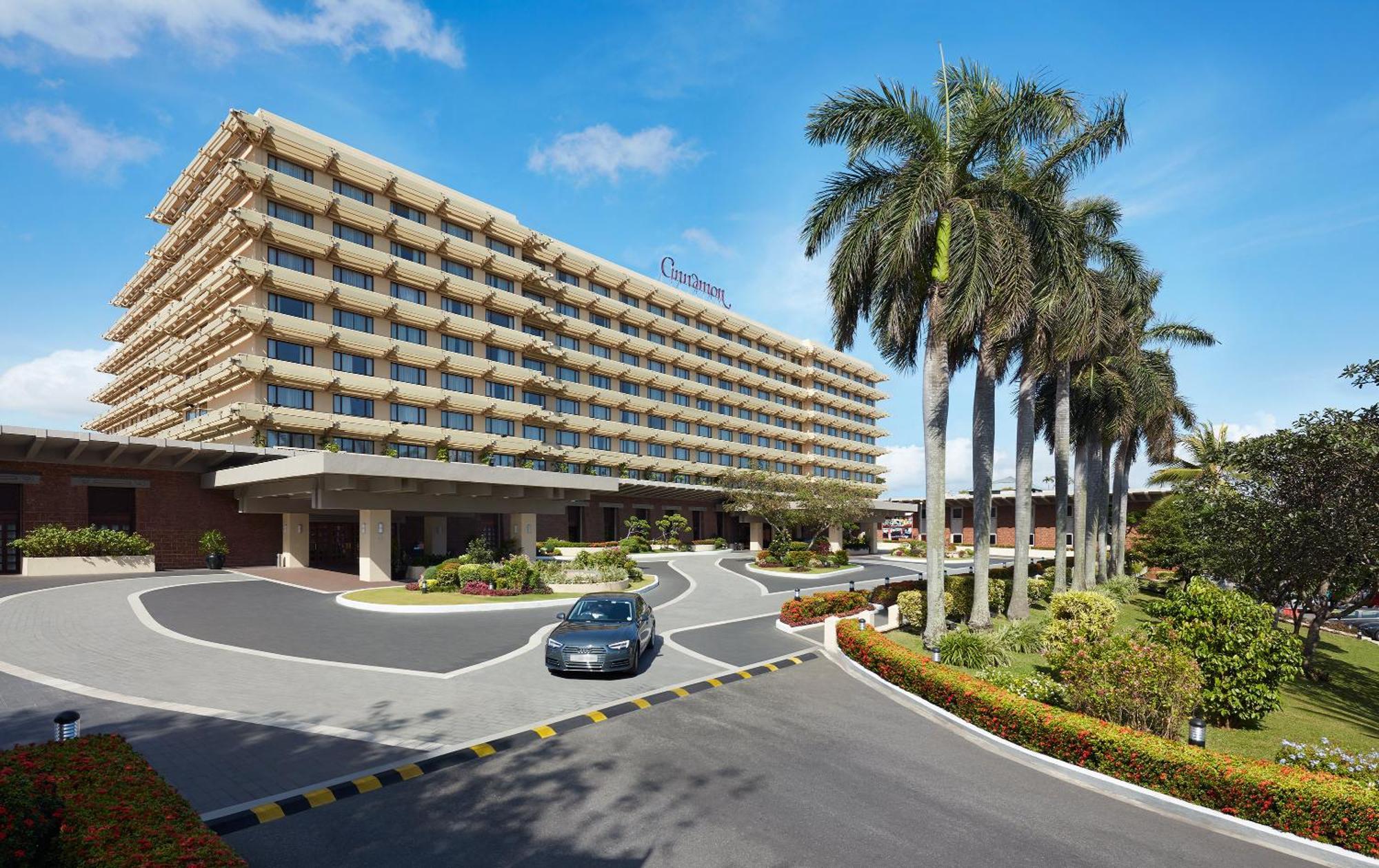 Cinnamon Lakeside Kolombo Exteriér fotografie The hotel in 2015
