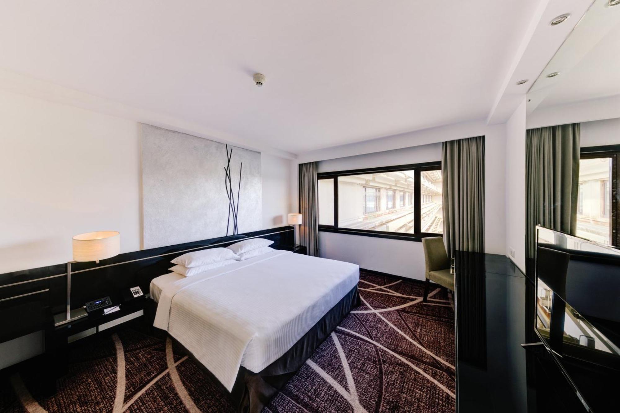 Cinnamon Lakeside Kolombo Exteriér fotografie Deluxe room